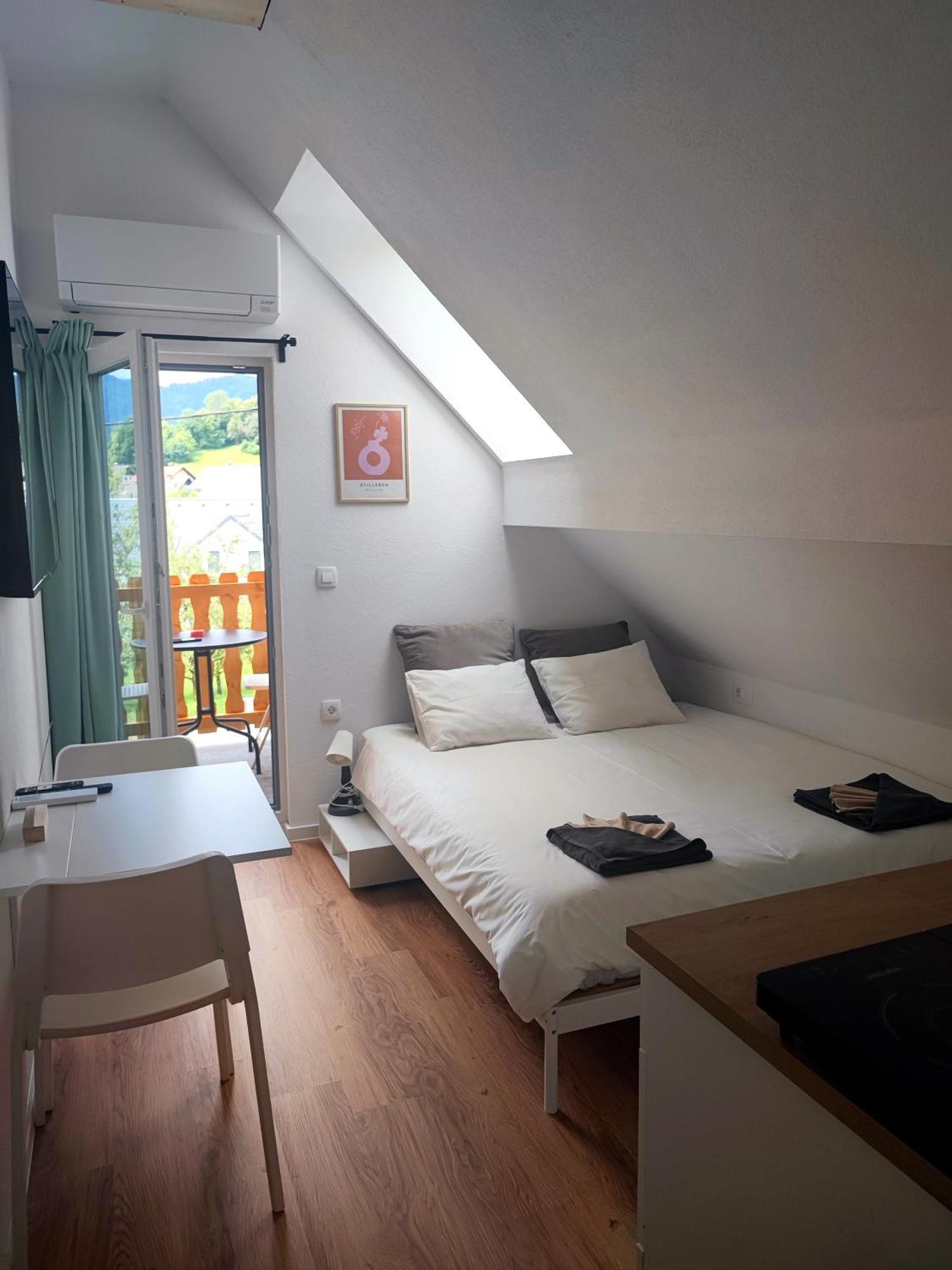 Slovenian House Mira Zgornje Gorje Ngoại thất bức ảnh